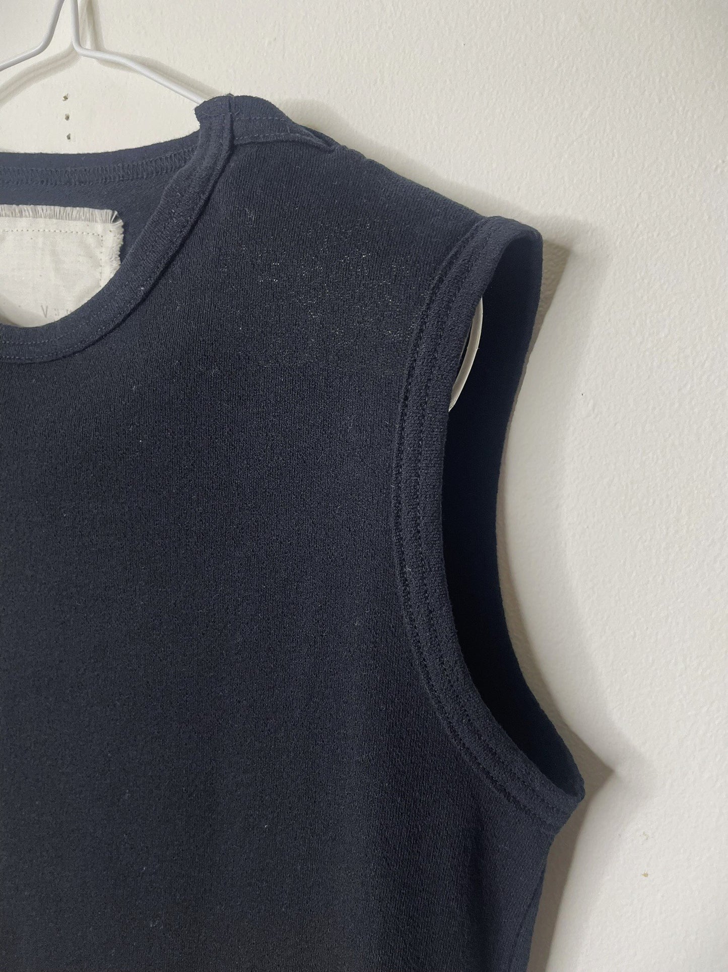 COTTON CRAPE, SIDE NECK SLIT TANKTOP, #851-892 cotton 100%,BLACK, OS