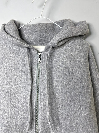 112976ZIP-HTCH-Photoroom (1).jpg