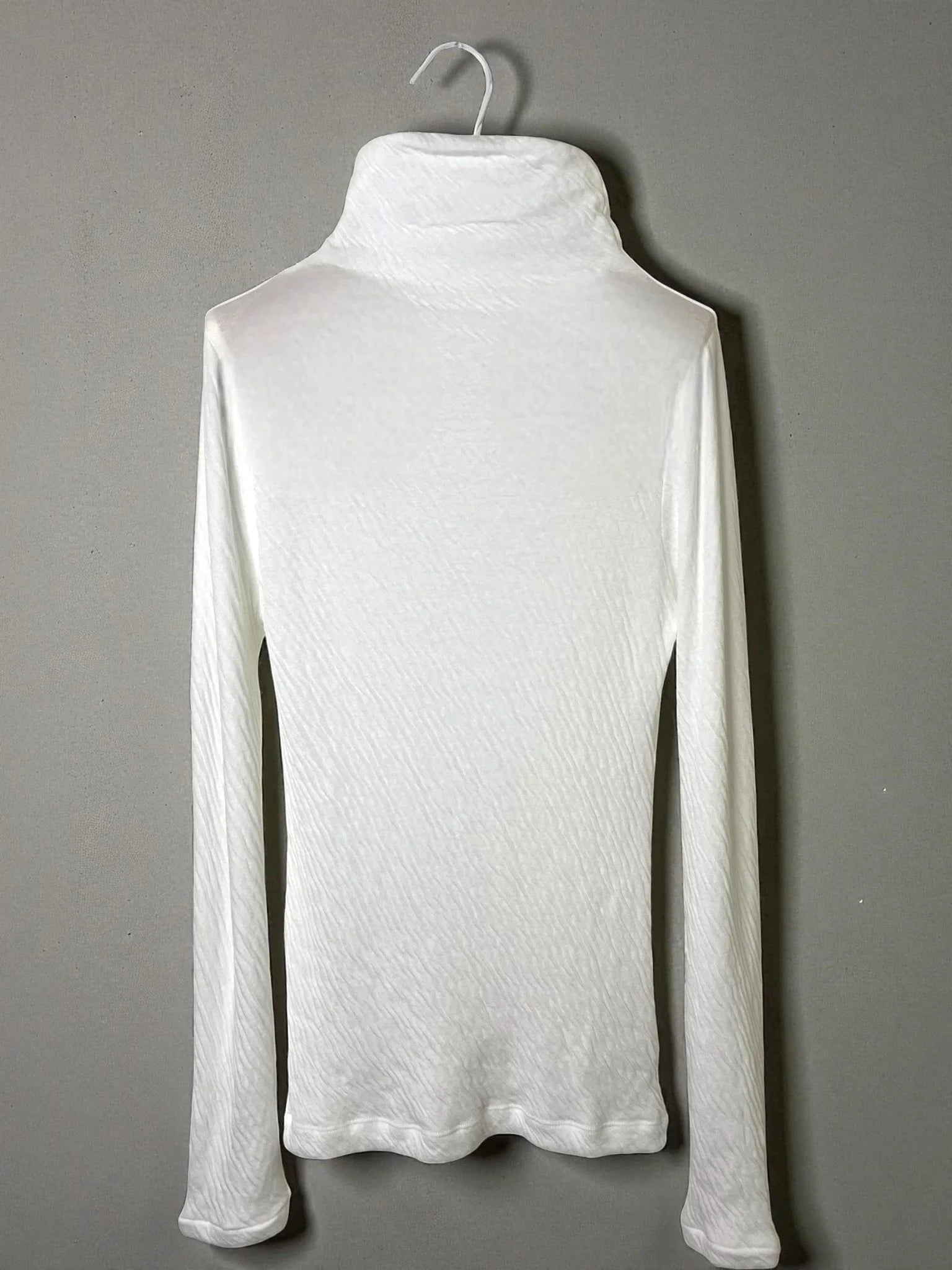 842-861 wt-Photoroom.jpg