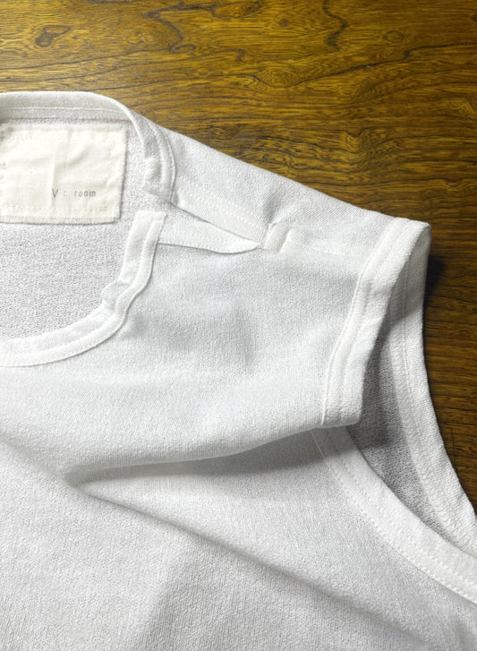 COTTON CRAPE, SIDE  NECK SLIT TANKTOP, #851-892  cotton 100%, WHITE