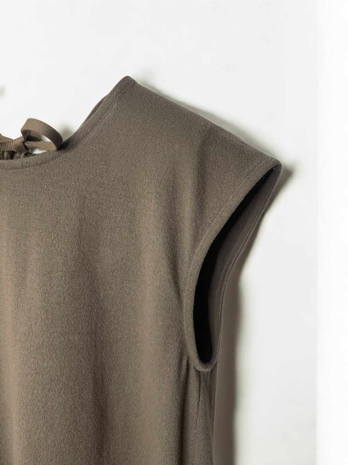 COTTON CRAPE, NO SLEEVE TOP, #851-895  cotton 100%, SAND KHAKI, SIZE2(one size)