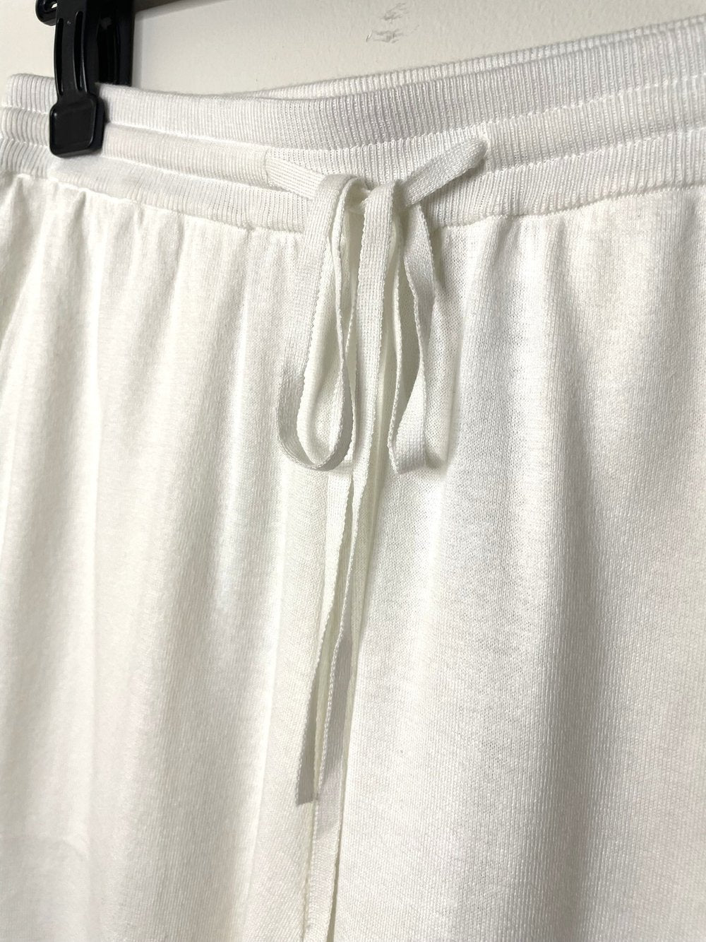 UNISEX, CoolMax 14G Jersey, #VL951014, Short Pants, 55% Cotton 45% Polyester, WHITE