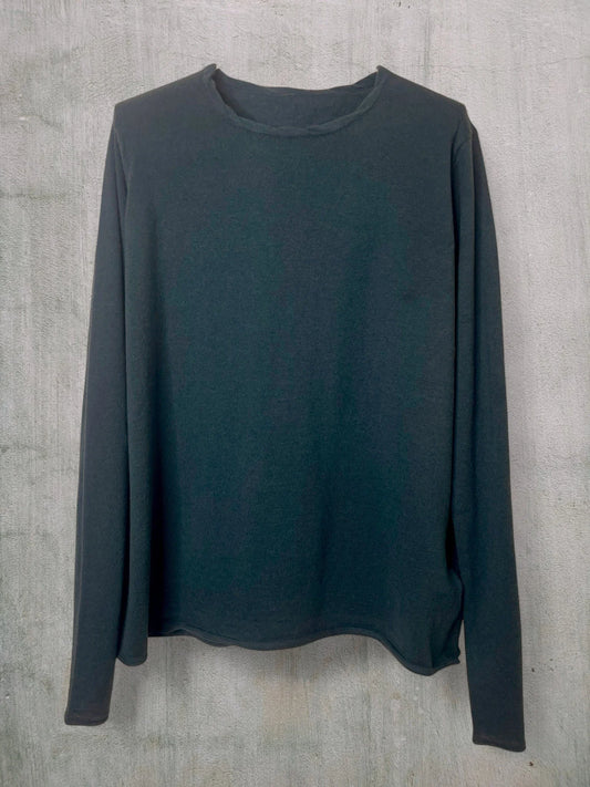 9511052 BK-Photoroom.jpg