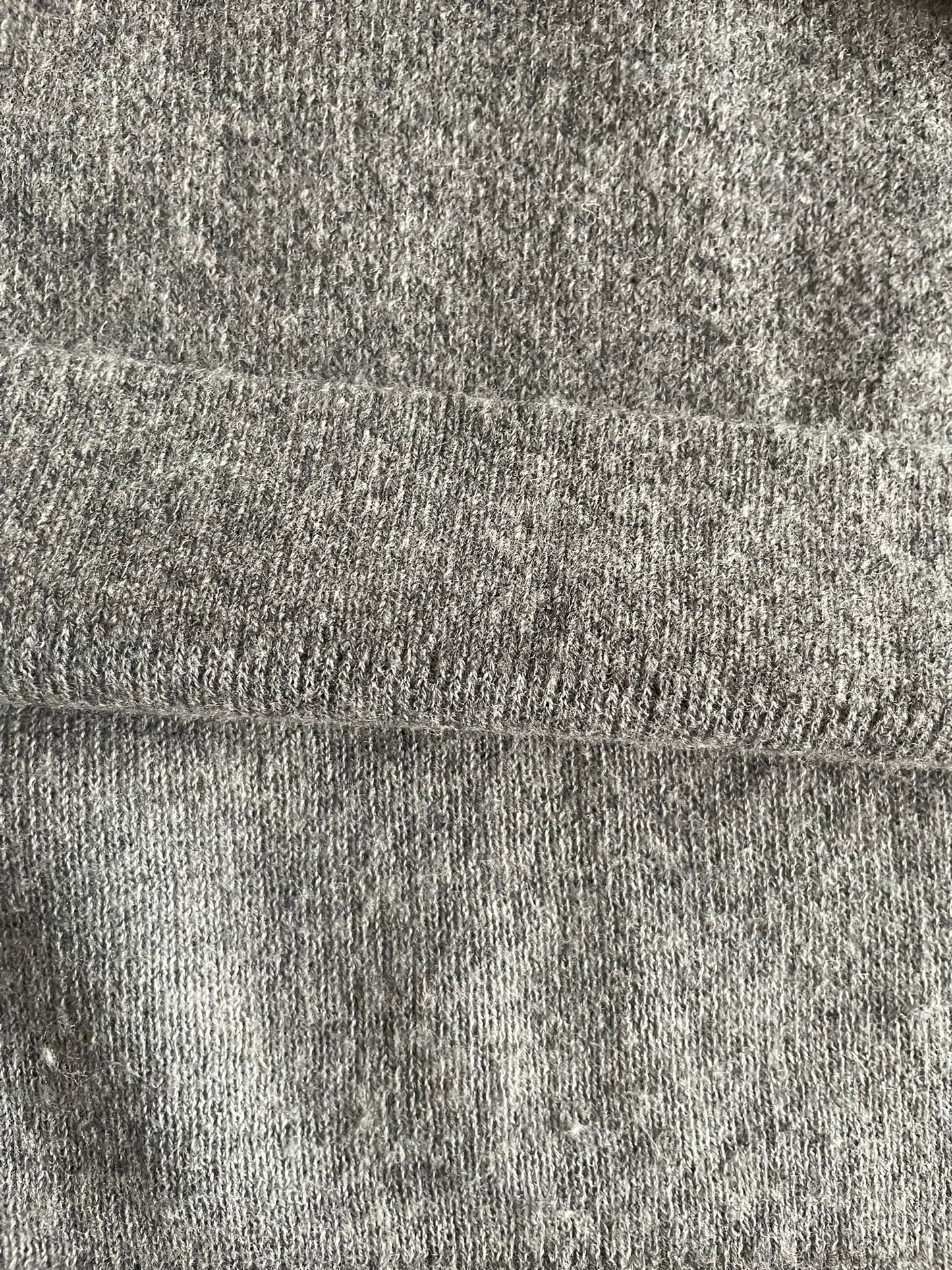 9511058 gry (3).JPEG