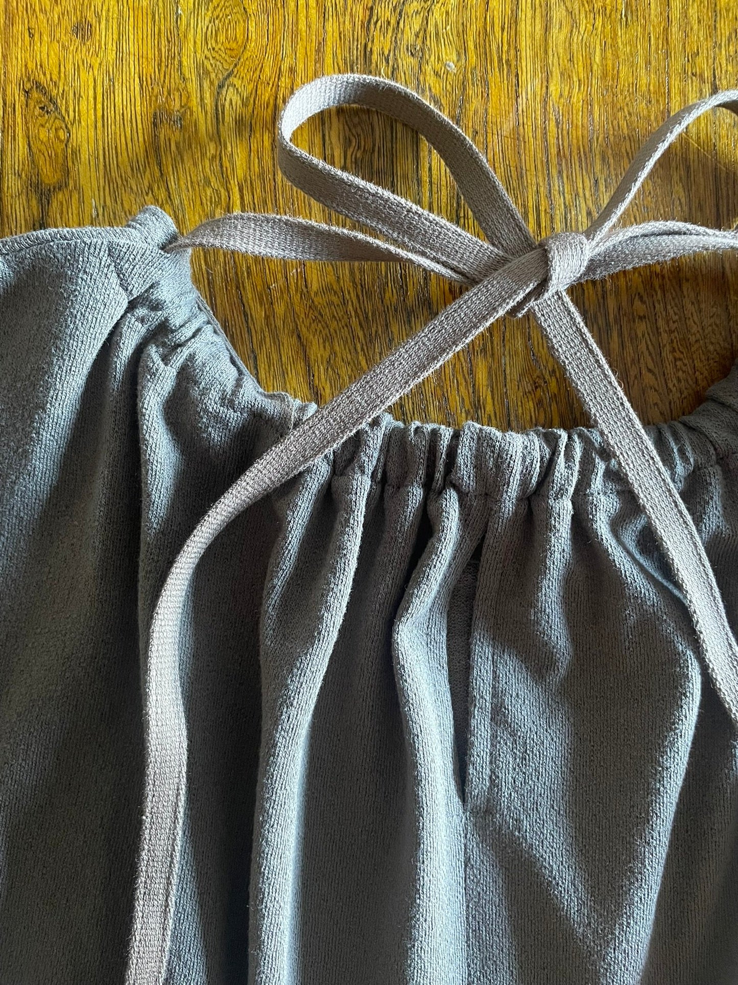 COTTON CRAPE, NO SLEEVE TOP, #851-895  cotton 100%, SAND KHAKI, SIZE2(one size)