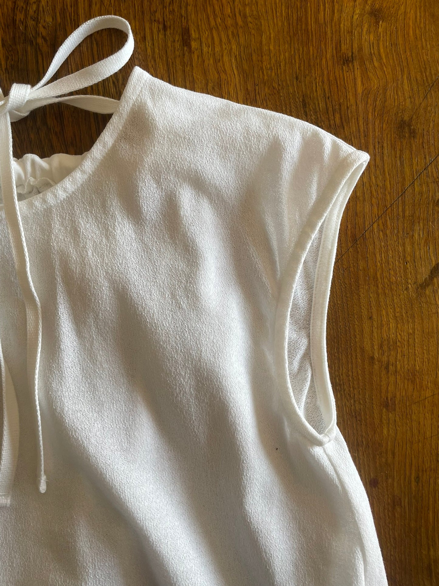 COTTON CRAPE, NO SLEEVE TOP, #851-895  cotton 100%, WHITE